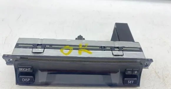 Subaru Legacy Clock 