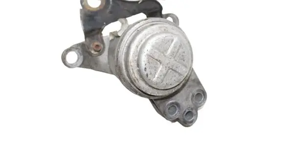 Ford Mondeo MK V Engine mount bracket