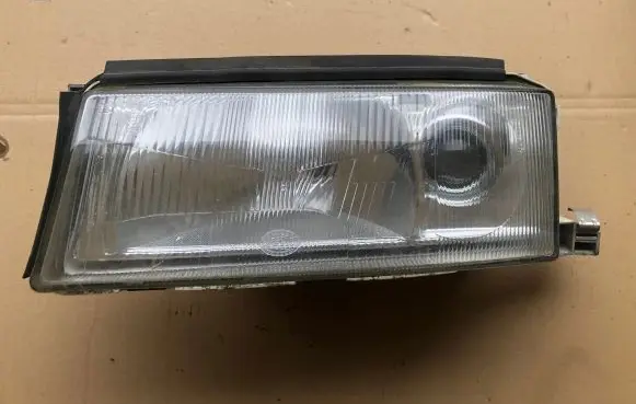 Skoda Octavia Mk1 (1U) Headlight/headlamp
