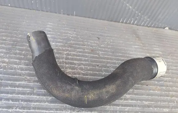 Dacia Sandero III Intercooler hose/pipe 144606247R