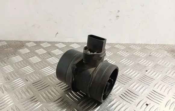 Volkswagen PASSAT B6 Mass air flow meter 074906461B