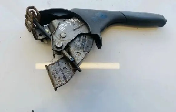 Toyota Yaris Handbrake/parking brake lever assembly