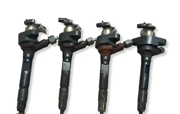 Mazda 6 Fuel injectors set R2AA13H50