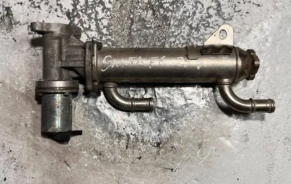Hyundai Santa Fe EGR valve cooler 2841627400 988294P 28416274