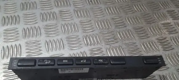 Traction control (ASR) switch