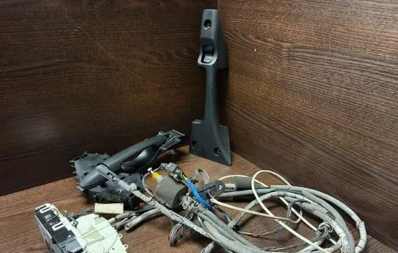 Volkswagen Crafter Sliding door lock 9067601234 A9067601234