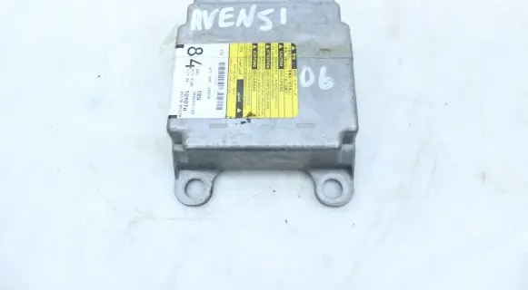 Toyota Avensis T250 Airbag control unit/module 208623102