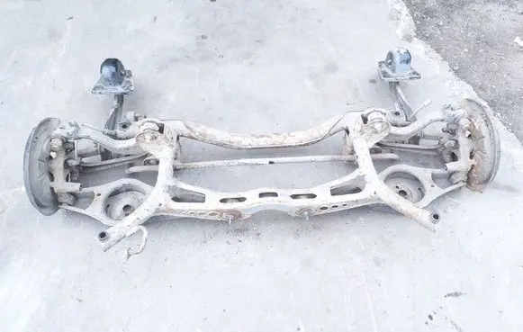 Volkswagen Golf V Rear subframe 1K0500047GB