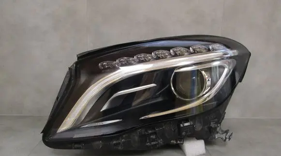 Mercedes-Benz GLA W156 Headlight/headlamp A1569061700 03012852717 LE12A6291