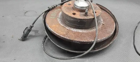 Lancia Delta III Rear wheel hub spindle/knuckle 