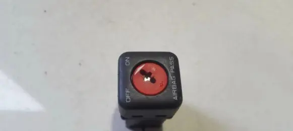 Citroen Xsara Picasso Passenger airbag on/off switch 96373645