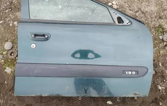 Citroen Xsara Front door