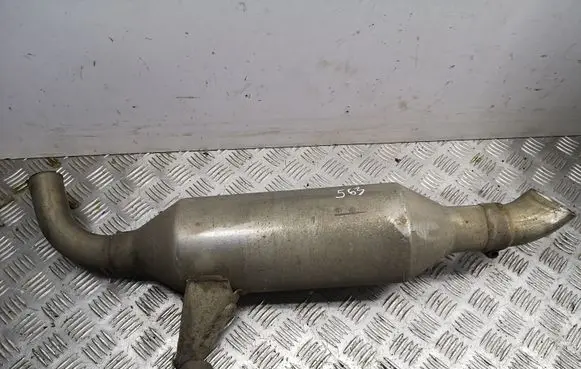 Toyota Avensis T270 Muffler/silencer 