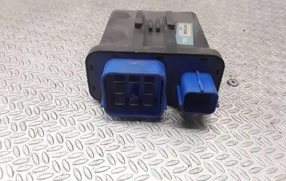 Land Rover Freelander Coolant fan relay YWB100980