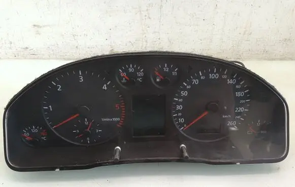 Speedometer (instrument cluster)