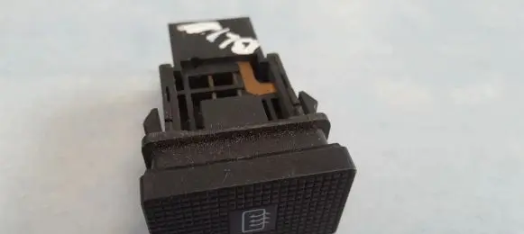 Nissan Bluebird U13 Windscreen/window heater switch