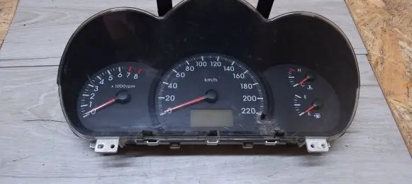 KIA Cerato Speedometer (instrument cluster) 77130630