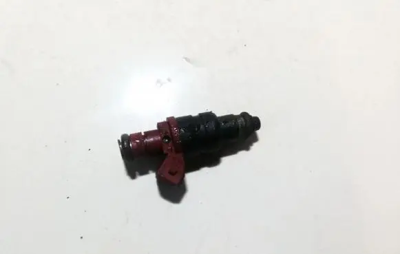 Mercedes-Benz E W210 Fuel injector 0000788523