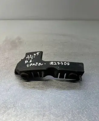 Audi A4 S4 B7 8E 8H Fender mounting bracket 8E0807284E