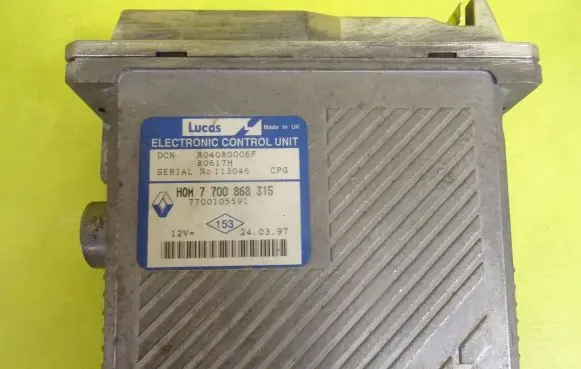 Renault Scenic I Engine control unit/module 7700105591 HOM7700868315