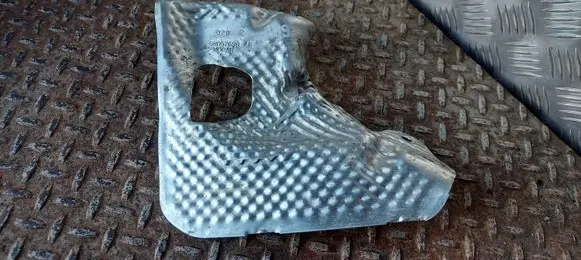 Dodge Durango III Heat shield in engine bay 68057698AE
