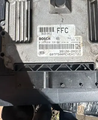 KIA Optima Engine control unit/module 391202A312 0281030320