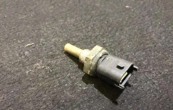 Opel Signum Coolant temperature sensor 5WK96055