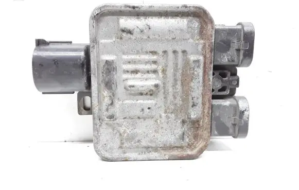 Volvo S60 Coolant fan relay 940011200