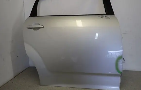 Toyota Corolla Verso AR10 Rear door 