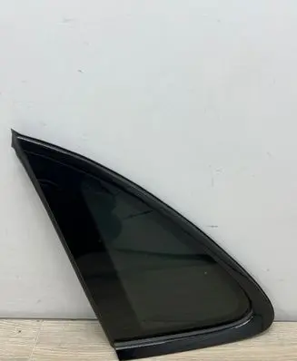 Porsche Macan (95B) Rear side window 95B845297XN