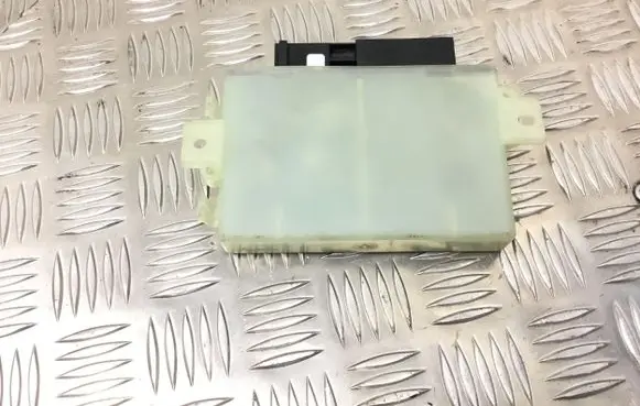 Mercedes-Benz S W222 Reducing agents exhaust control unit A0009007604 A0009011703