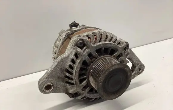 Mazda 6 Generator/alternator A2TJ0681