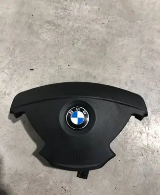 Steering wheel airbag