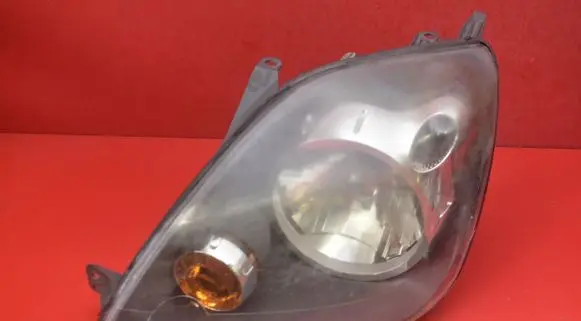 Ford Fiesta Headlight/headlamp 6S61-13W030-AD