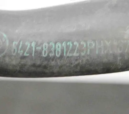 BMW X5 E53 Air intake hose/pipe 8381223
