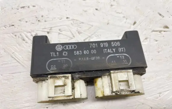 Volkswagen Transporter - Caravelle T4 Coolant fan relay 701919506