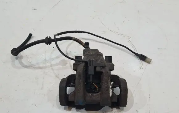 Mercedes-Benz R W251 Brake caliper pad carrier rear 