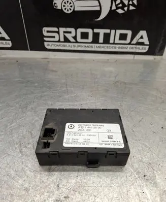 Mercedes-Benz E W211 Gateway control module A2114452500 A2115403545