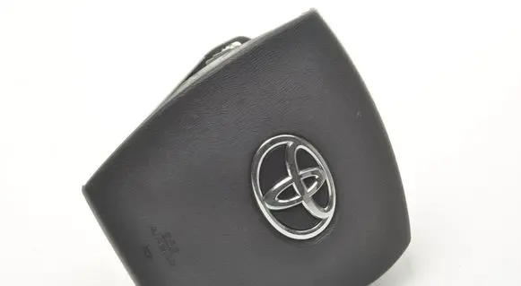 Toyota Prius (XW30) Steering wheel airbag 
