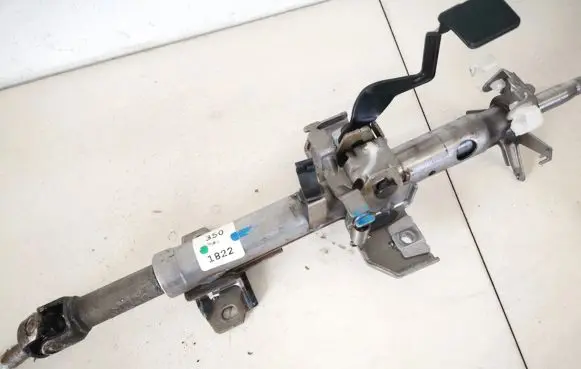 Toyota Avensis T220 Steering wheel axle