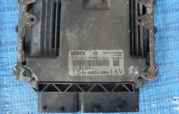 Alfa Romeo 156 Engine control unit/module