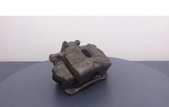 Hyundai i40 Front brake caliper 