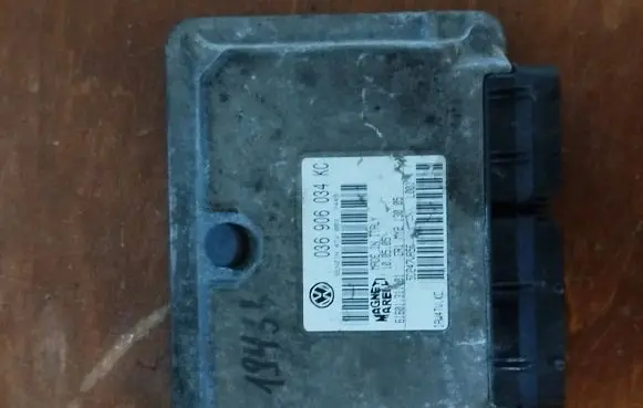 Peugeot 5008 Engine control unit/module 036906034KC