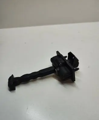 Peugeot 2008 II Front door check strap stopper