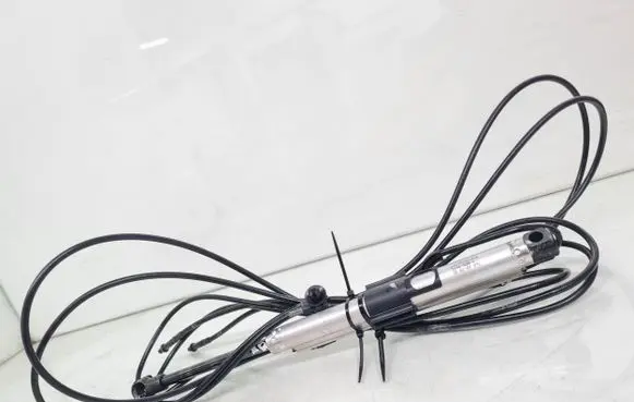 Volkswagen Eos Convertible roof main ram cylinder 2146030A