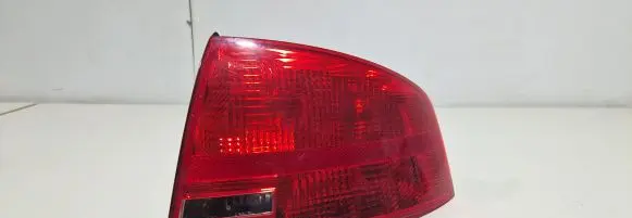 Audi A4 S4 B7 8E 8H Rear/tail lights 8E5945096