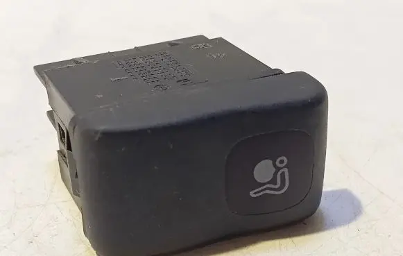 Volkswagen Caddy Passenger airbag on/off switch 1L0919233
