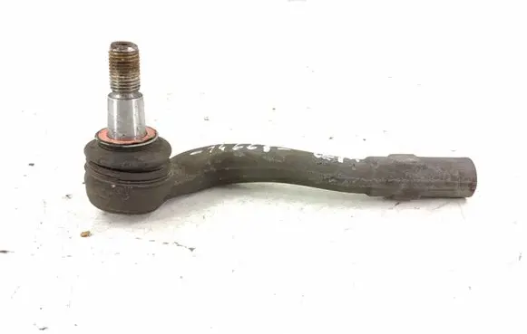 Mercedes-Benz C W204 Steering tie rod end A2043301003 2043301003