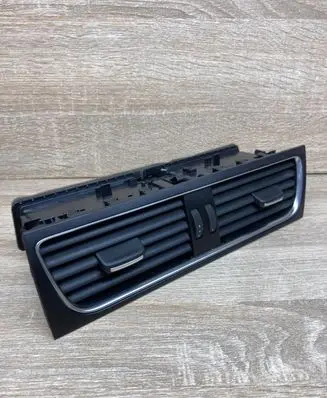 Audi A5 8T 8F Dash center air vent grill 8T2820951B