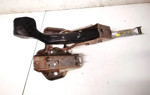 Seat Ibiza III (6L) Brake pedal 6Q1721058AT